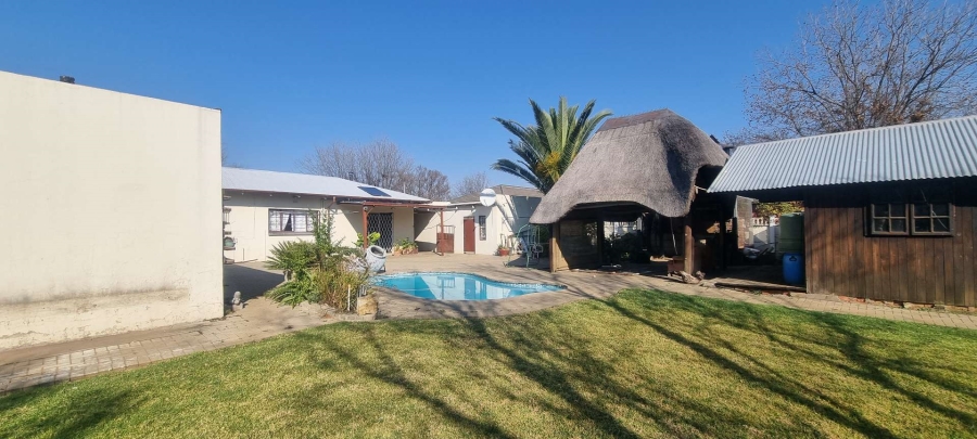 4 Bedroom Property for Sale in Wilgehof Free State
